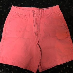 Vineyard vines men’s shorts 32 salmon color